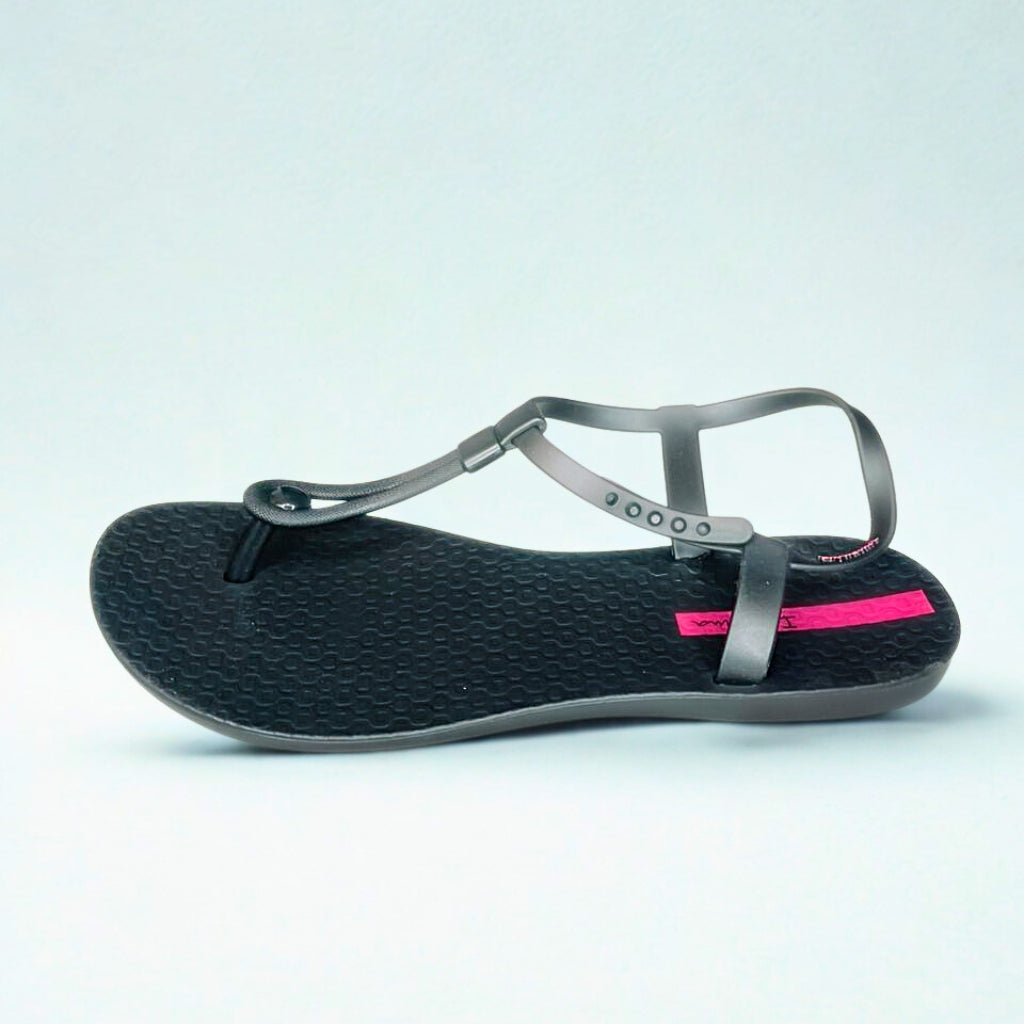 Ipanema black TOE POST slingback sandal