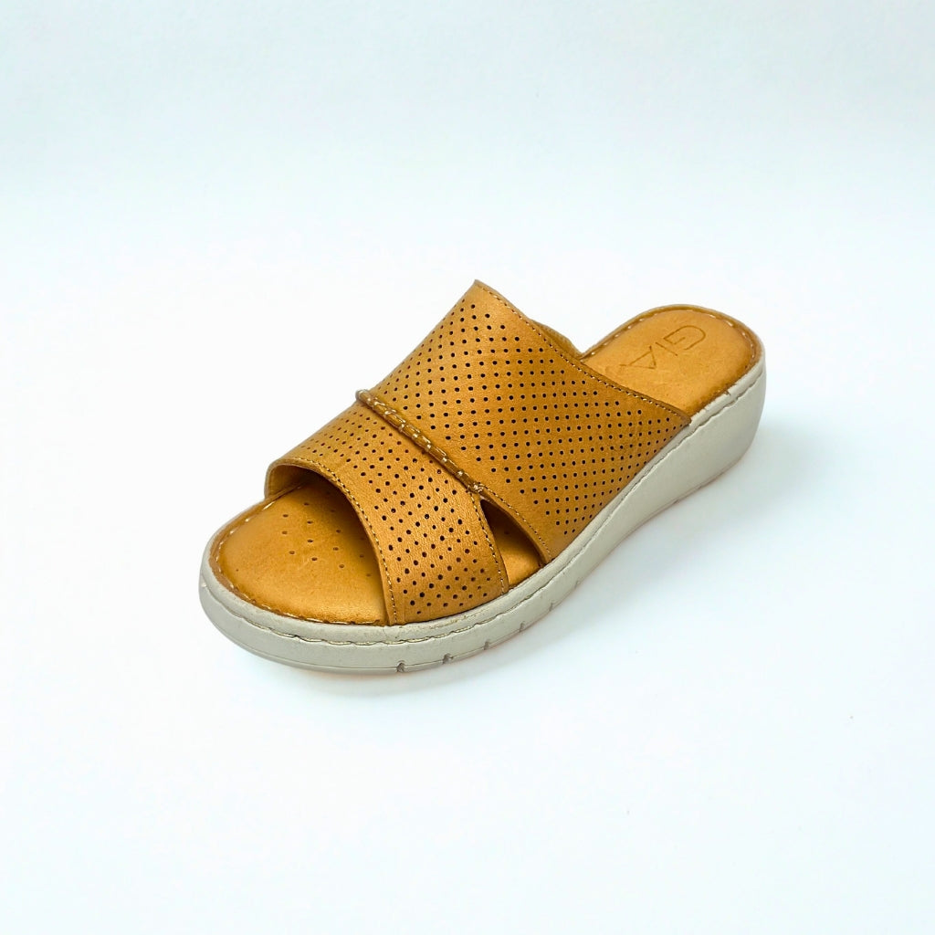 Gia tan PERFORATED flatform sandal