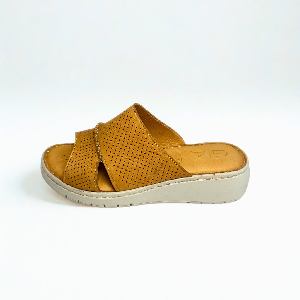 Gia tan PERFORATED flatform sandal