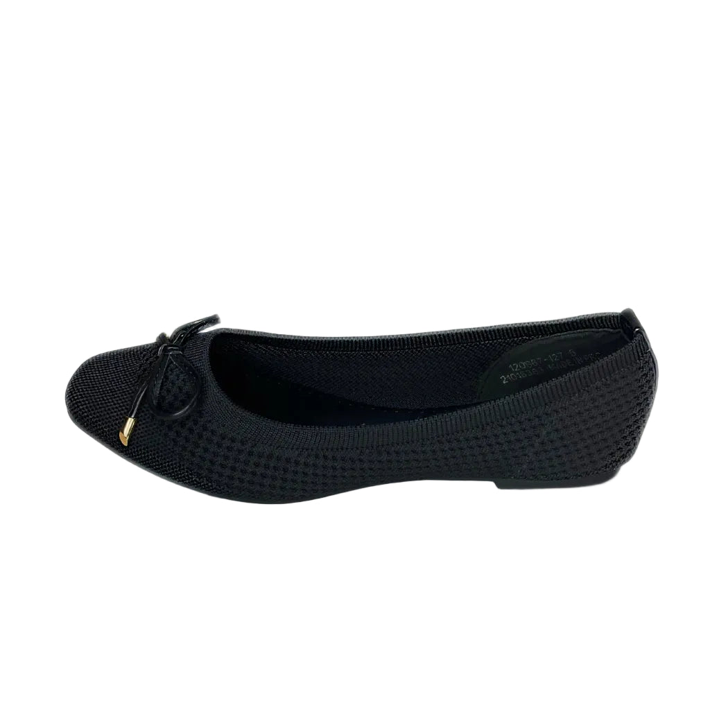 Wild Alice Black Fabric Bow Pump – side view