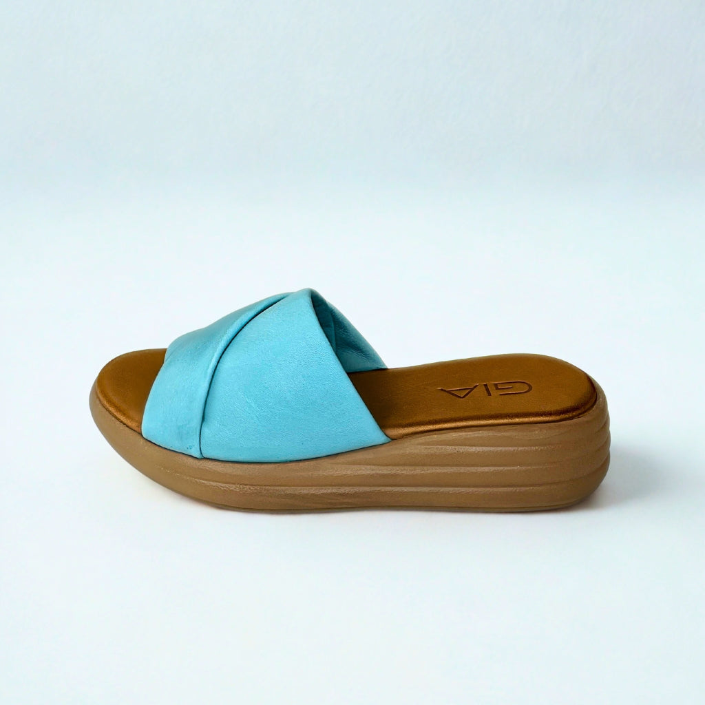 Gia tiffany blue LEATHER PLATFORM push-in