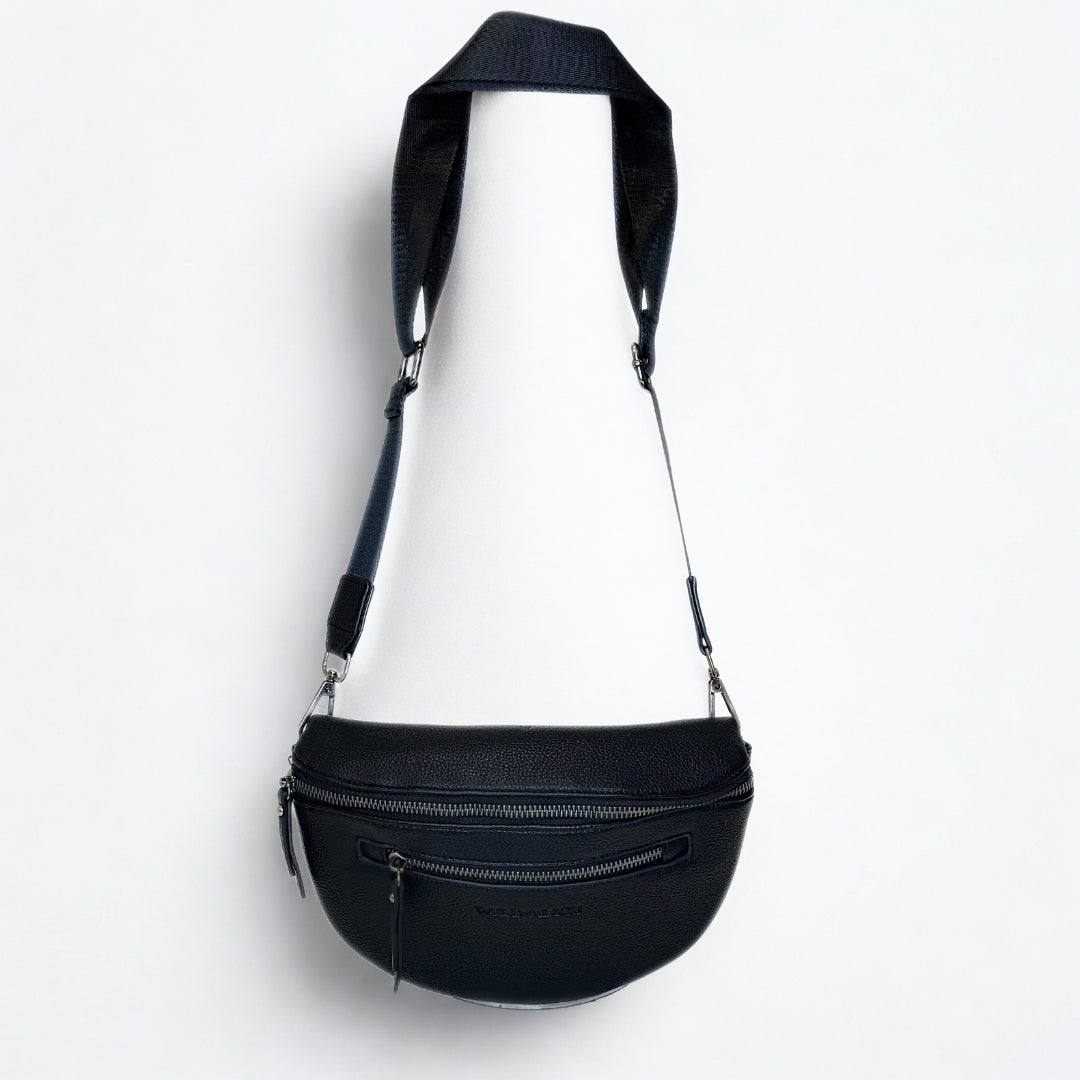 Wild Alice black moonbag