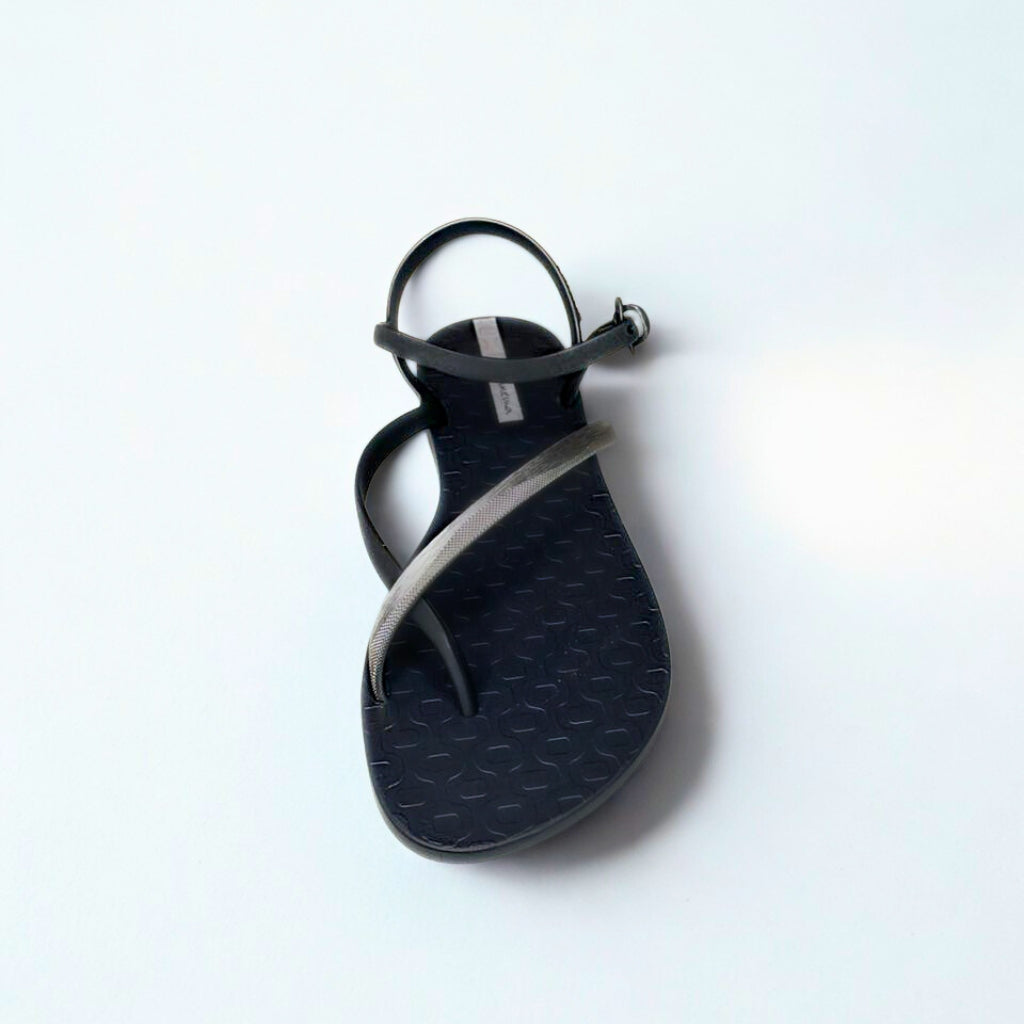 Ipanema black/silver ELEGANT TOE POST slingback sandal