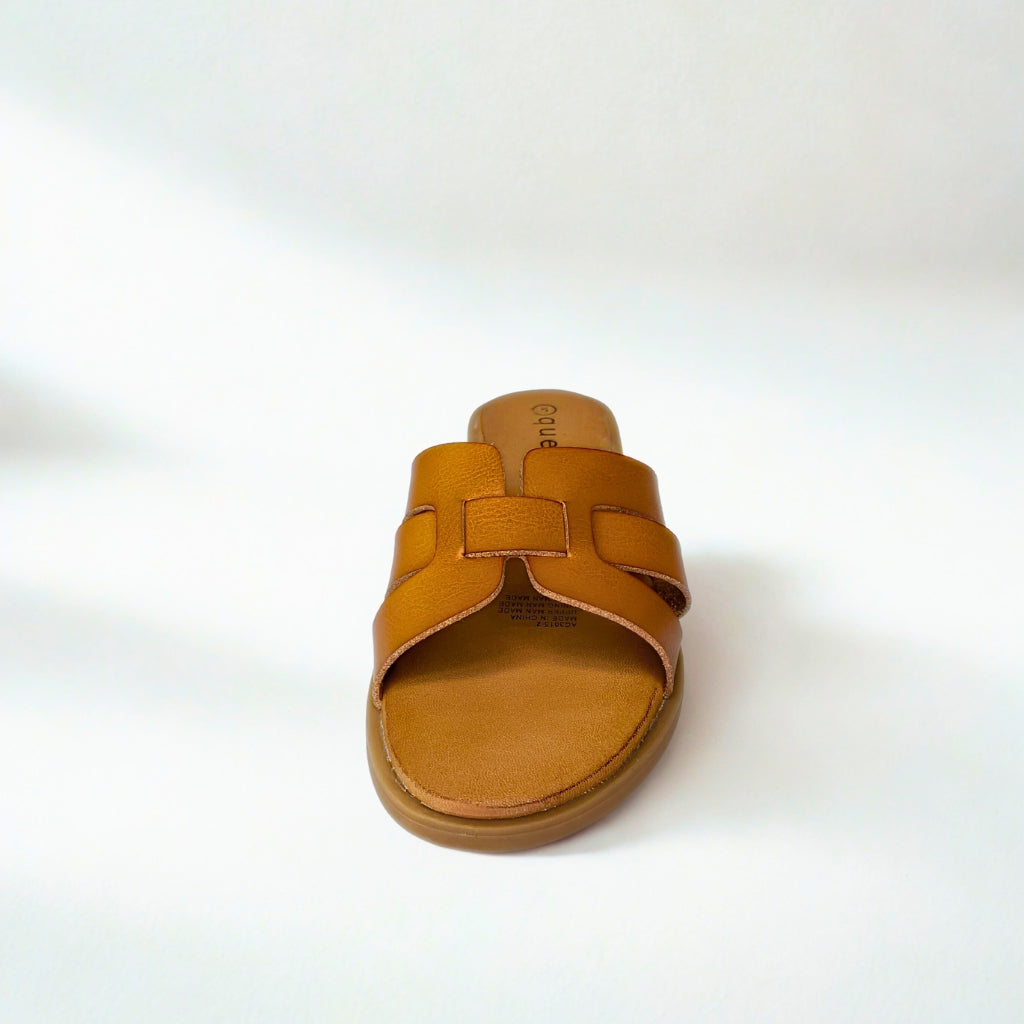 Queue camel CUT-OUT LOOPED sandal