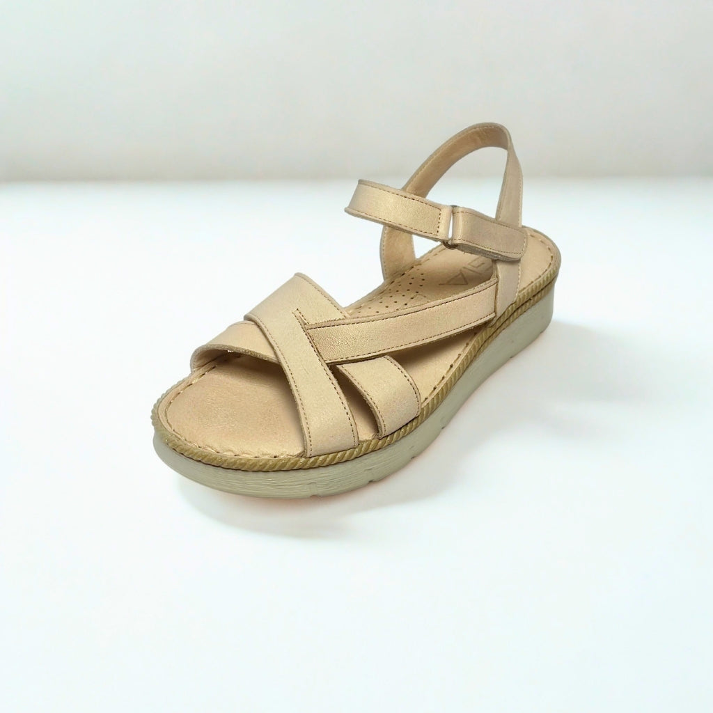 Gia beige ANKLE STRAP flatform