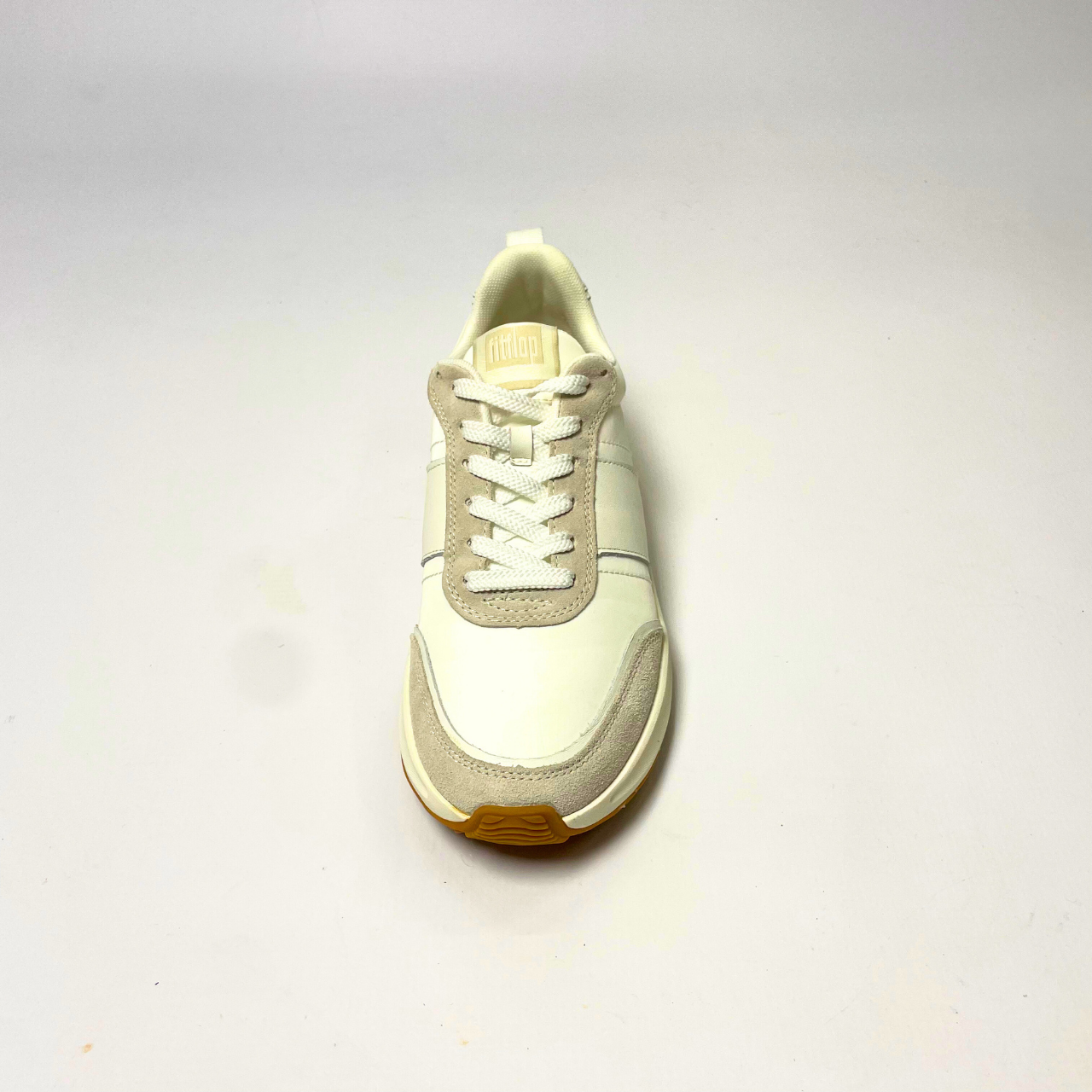 FitFlop F-Mode Flow Fabric Flatform white sneaker with cushioned Microwobbleboard midsole, arch support & recycled PET fabric upper. 4