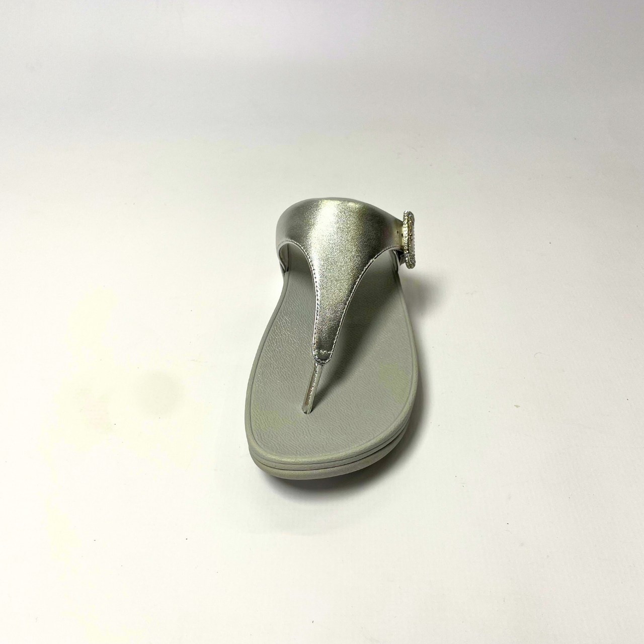 FitFlop FF Runner Mesh white running sneaker with arch support, slip-resistant rubber outsole & breathable antibacterial mesh lining. 4