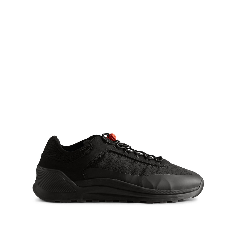 Hunter Men’s Traveller black trainer recycled nylon waterproof details vegan 2