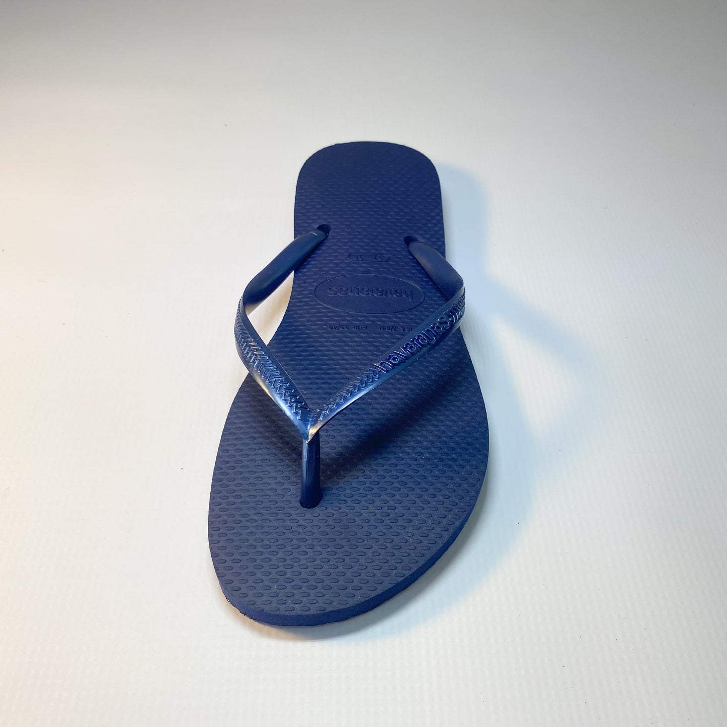 Havaiana navy slim thong