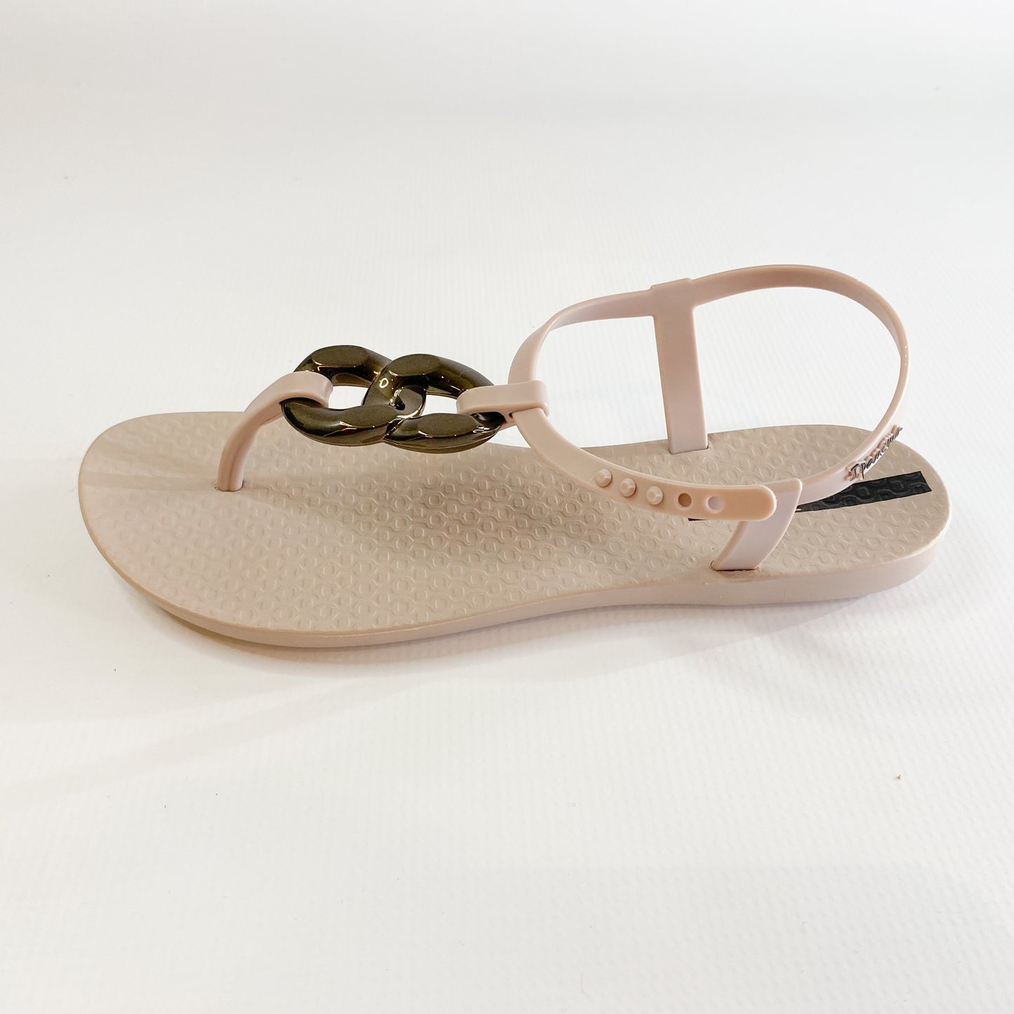 Ipanema lilac/beige chain thong sandal