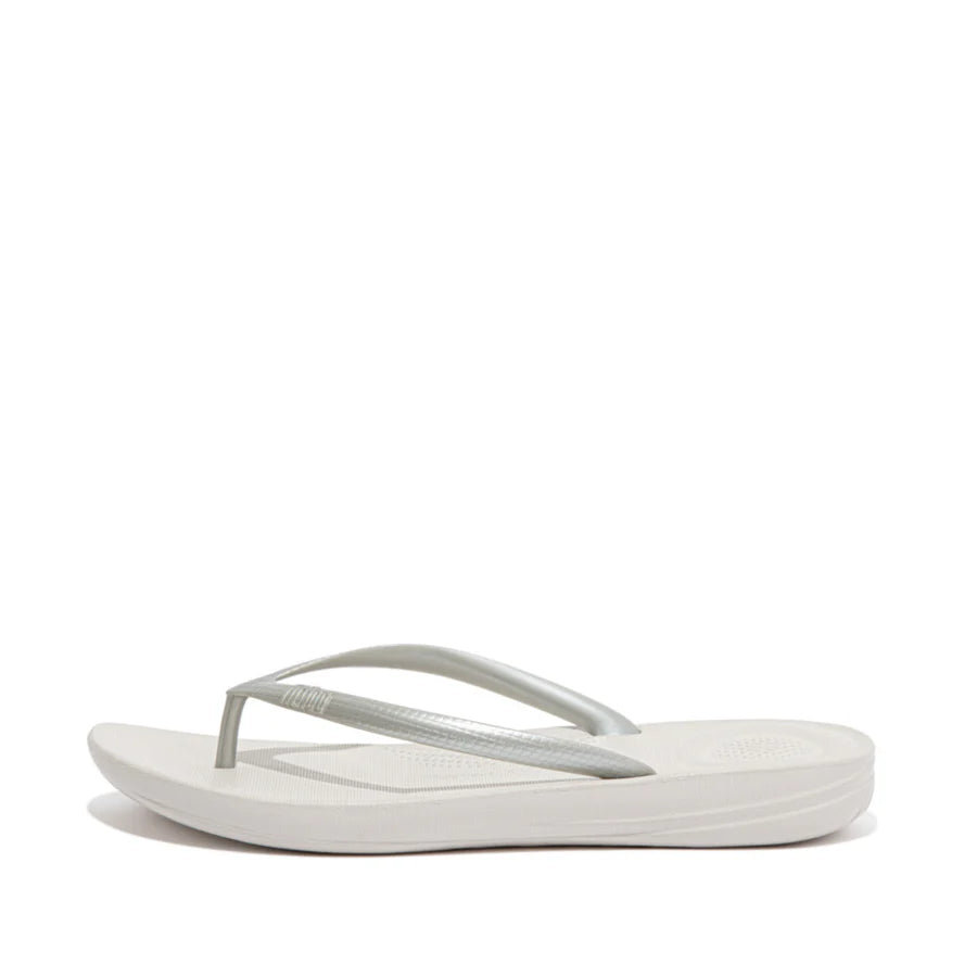 Fitflop Iqushion Ergonomic Flipflops - Silver