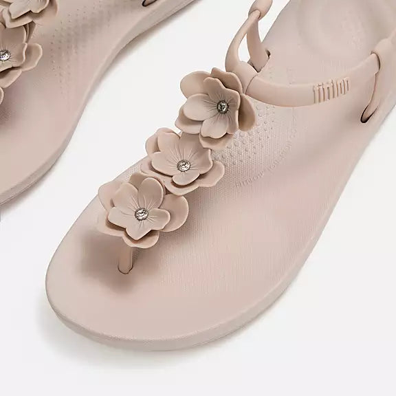 Fitflop IQUSHION Splash Flower T-Bar Sandals - Nude Rose