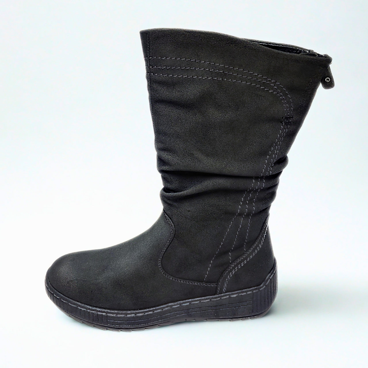 Savoy mid-calf black boot in ruched faux suede with side zip and cushioned sole. 3