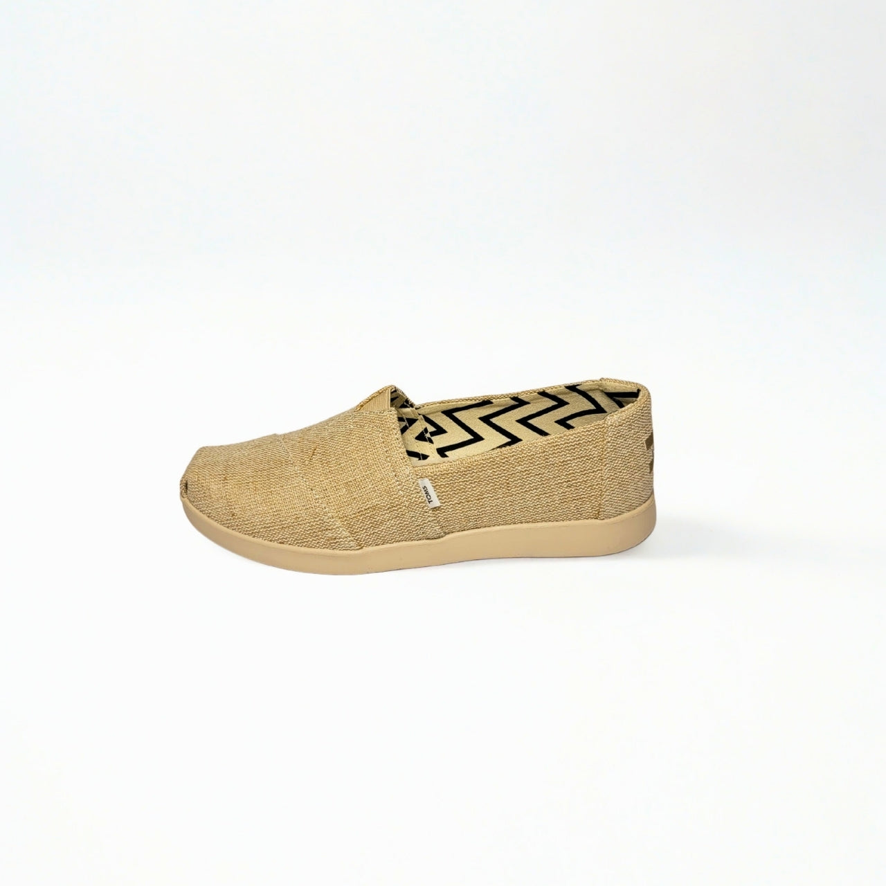 TOMS Alpargata Plus natural slip-on – eco-friendly Heritage Canvas upper, RMAT outsole, CloudBound™ dual-density foam insoles, and elastic v-gore 3