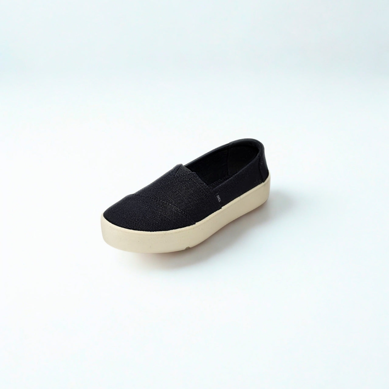 TOMS Verona black slip-on sneaker with jute-based Heritage Canvas upper, 1.5-inch T-Flex sole for flexibility, PU insole, and padded heel for comfort 2