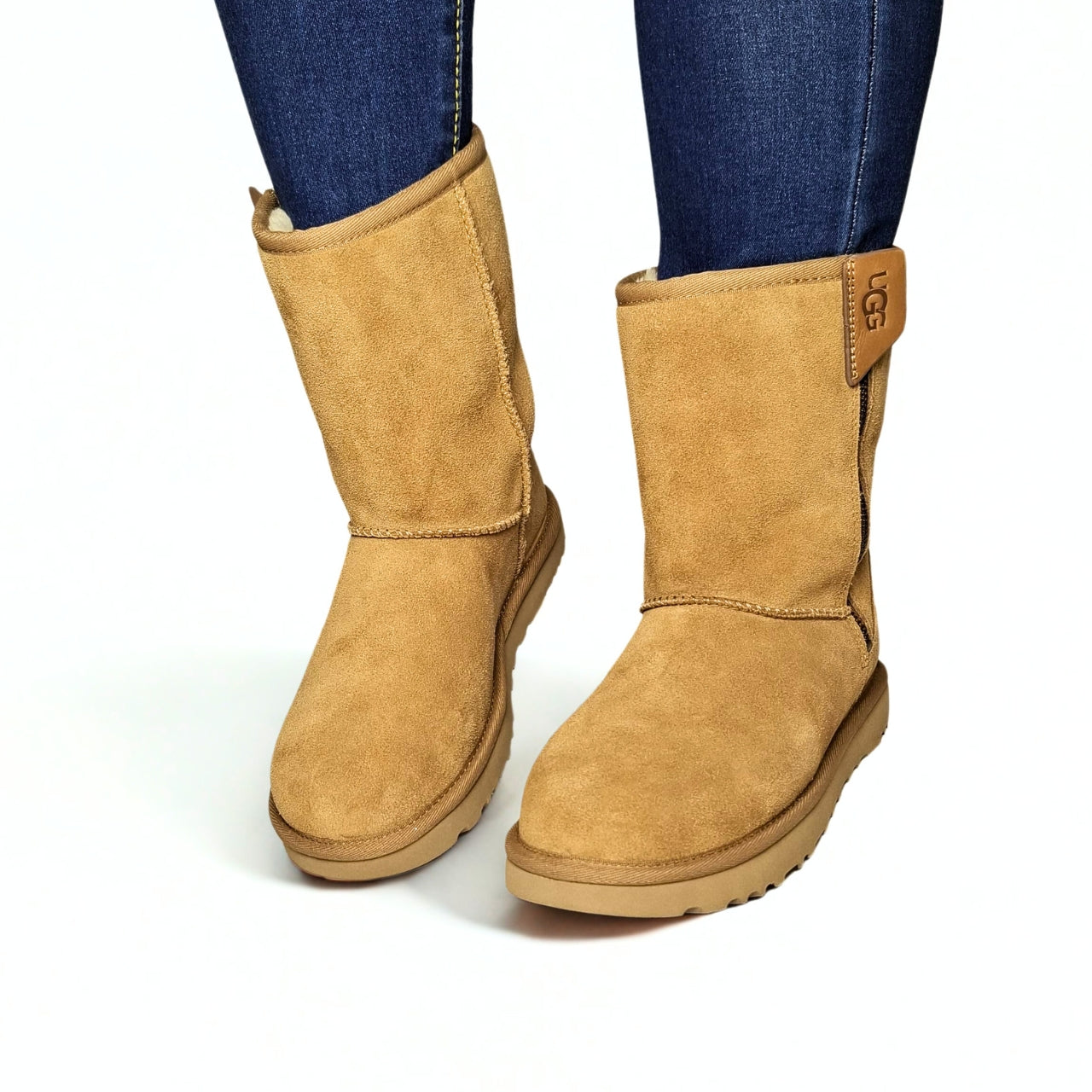 UGG Classic Short Bailey Zip Boot in Chestnut with suede upper, side zipper, UGGplush™ lining, and sugarcane EVA outsole – ideal for casual wear 1