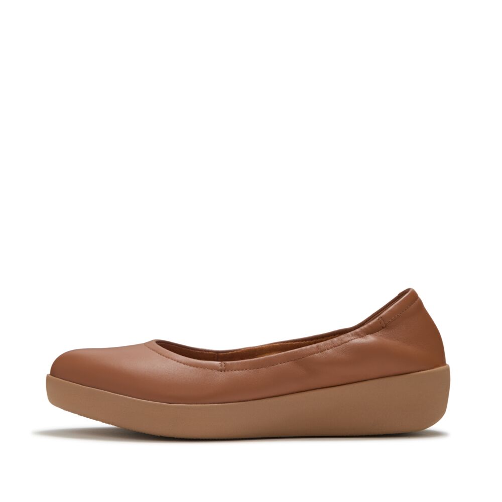 Fitflop Flowform Leather Ballerina - Light Tan, view 1