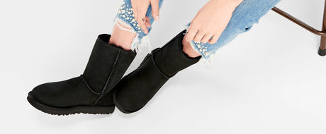 Ugg Classic Short II Boot - Black
