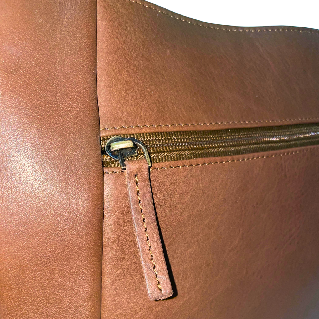 Gia Leather Sleek Crossbody Bag - Dark Brown