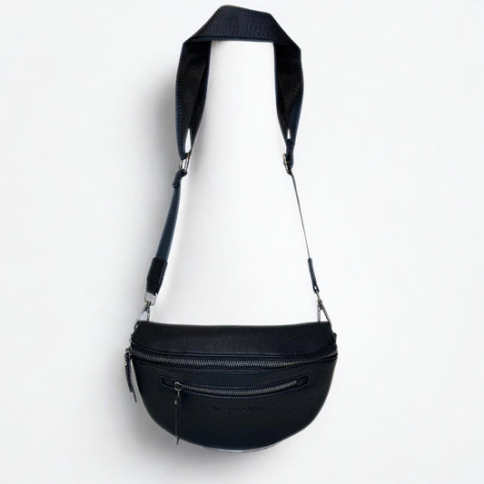 Wild Alice black moonbag