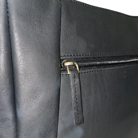 Gia Leather Sleek Crossbody Bag - Black