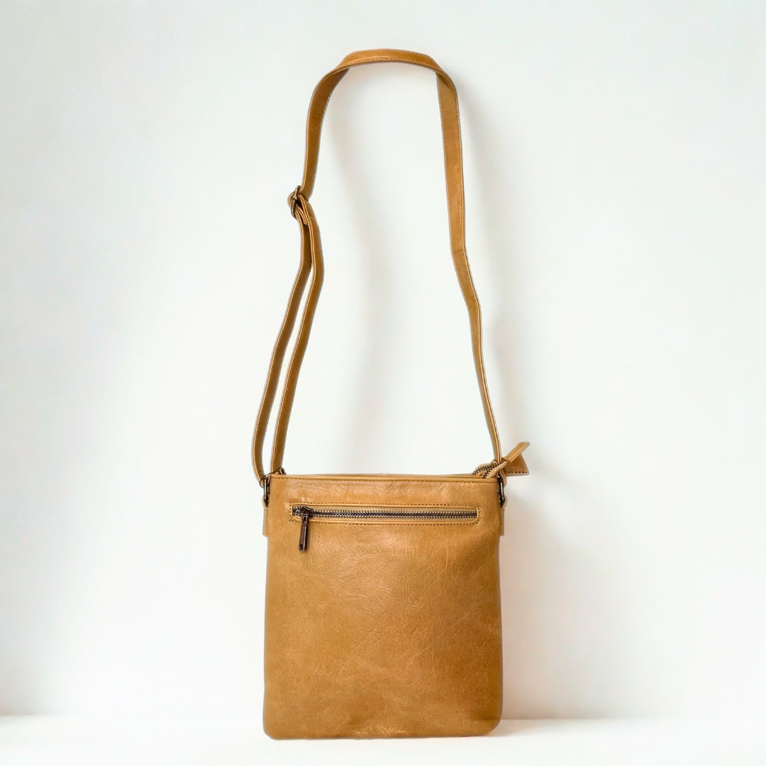 Wild Alice beige crossbody shoulder bag