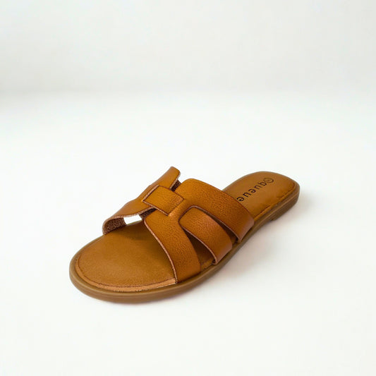 Queue camel CUT-OUT LOOPED sandal