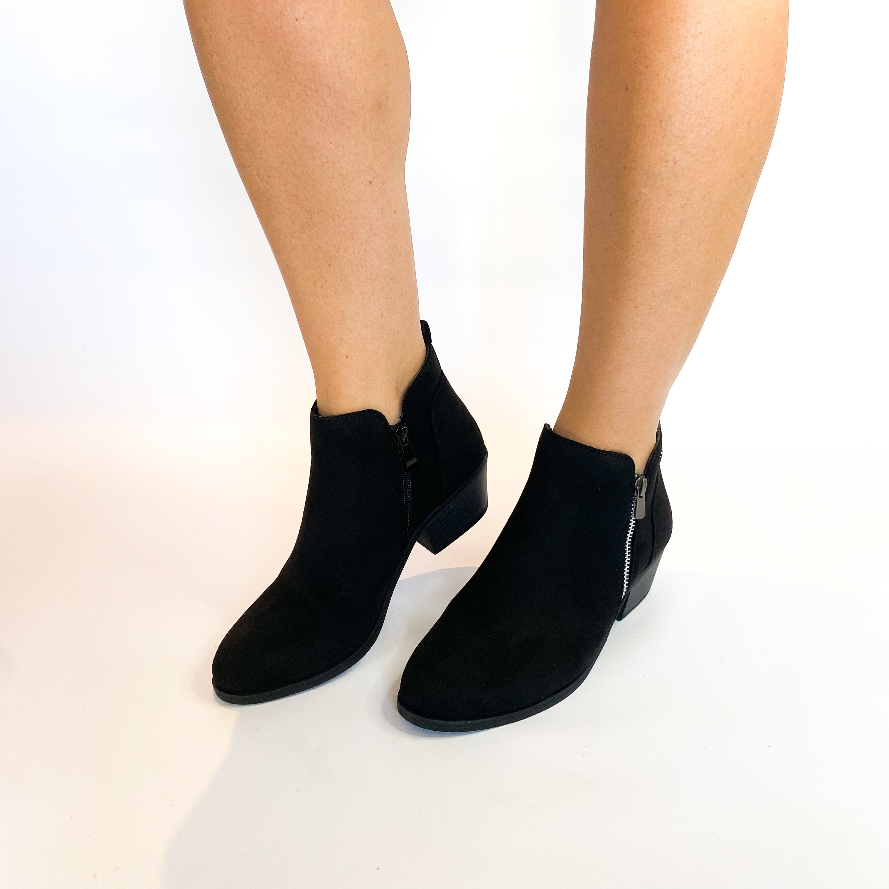 KG black suede zide zip boot Queue Shoes