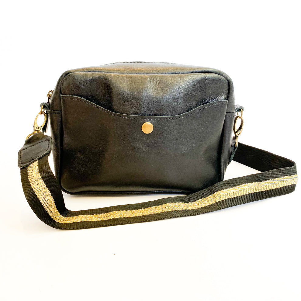 Gia leather black camera crossbody bag Queue Shoes