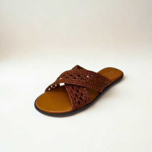 Gia tan LEATHER WEAVE cross over sandal