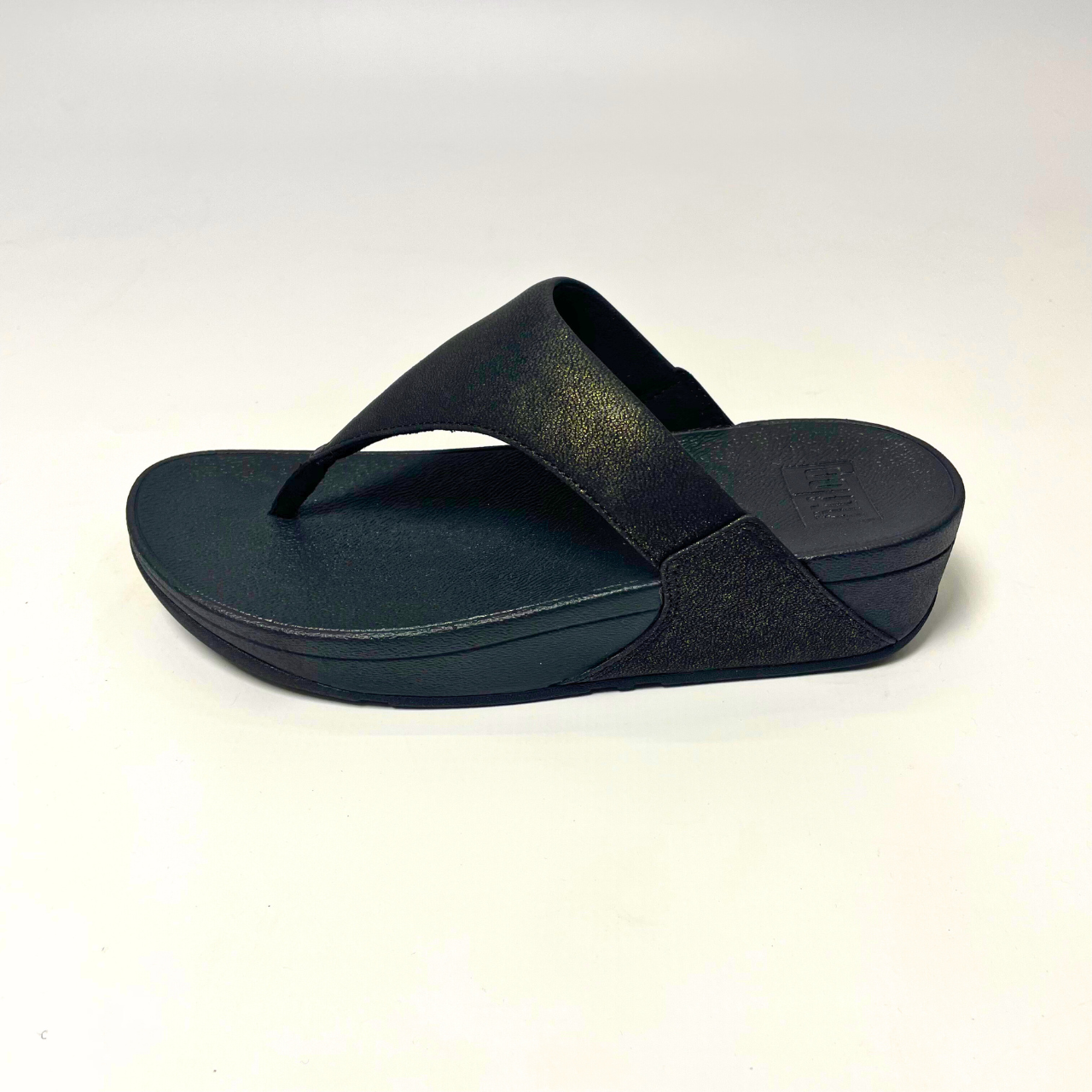 Fitflop LULU SHIMMER TOE-POST black sandal , casual and comfortable 3