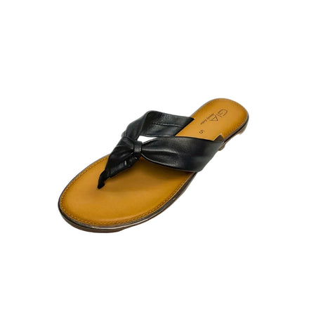 Gia black leather knot sandals with cushioned insole, slip-on design, and knotted strap detail – chic women’s summer footwear for casual wear, holidays, and resort style.