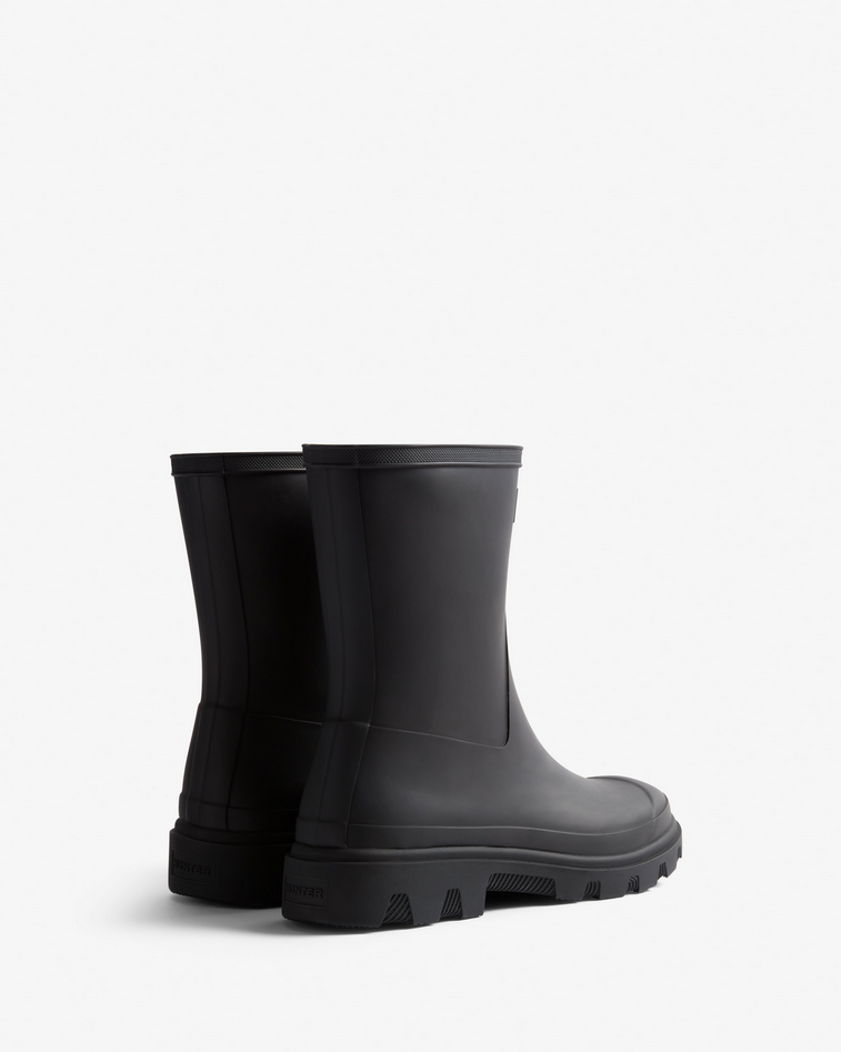 Hunter Downpour Short Wellington black waterproof rubber boot vegan lightweight 4