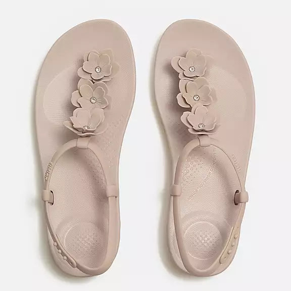 Fitflop IQUSHION Splash Flower T-Bar Sandals - Nude Rose