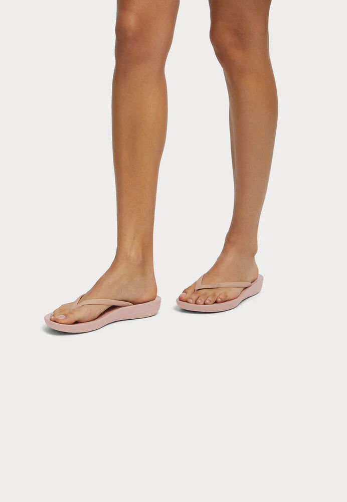 Fitflop Iqushion Ergonomic Flip-flops - Beige
