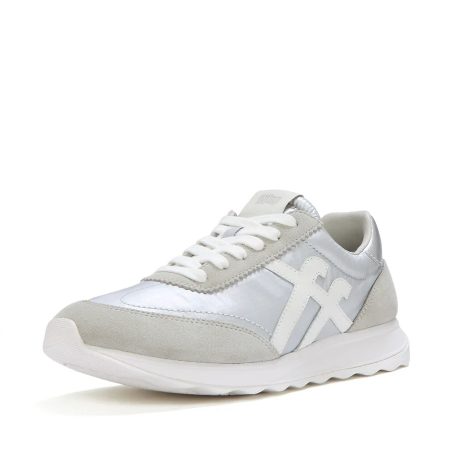 Fitflop Silver Retro-q Ff Metallic Fabric/suede Sneaker – side view