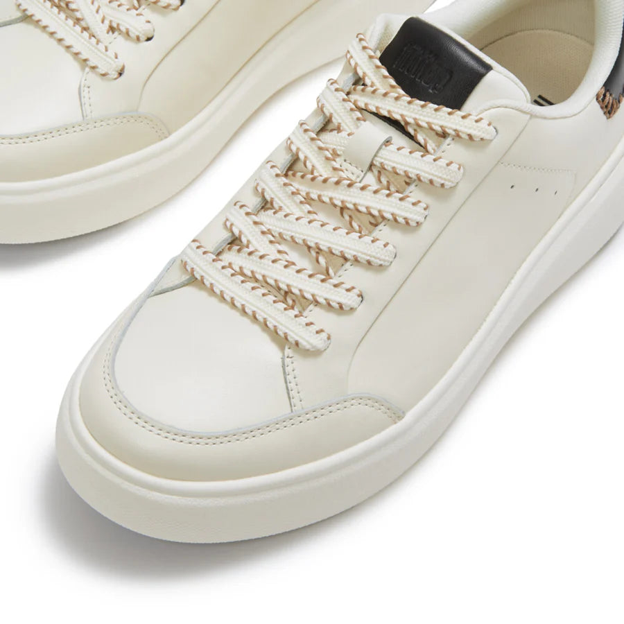 Fitflop Cream Rtg Blanket-stitch Leather Trainers – detail shot