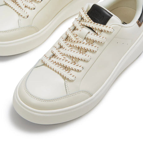 Fitflop Cream Rtg Blanket-stitch Leather Trainers – detail shot