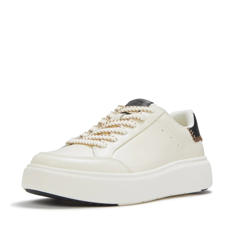 Fitflop Cream Rtg Blanket-stitch Leather Trainers – side view