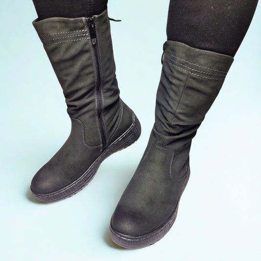 Savoy mid-calf black boot in ruched faux suede with side zip and cushioned sole. 1