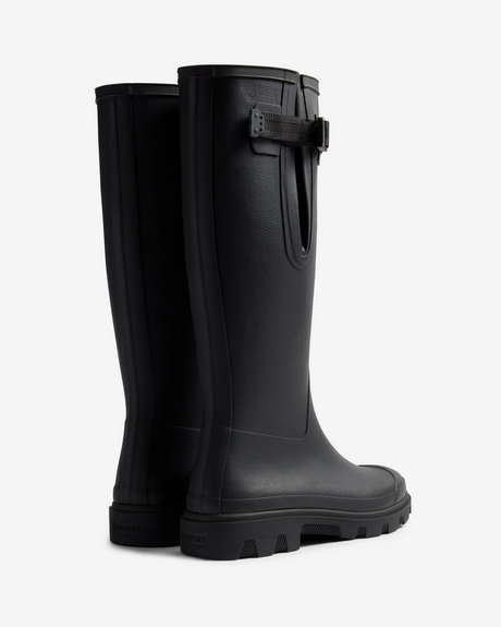 Hunter Downpour Field Adj Tall Wellington Black Boot – detail shot