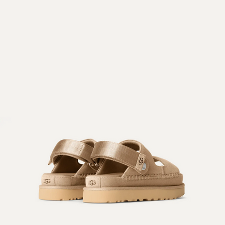Ugg Sand Goldenstar Glide – side view