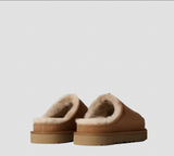 Ugg Chestnut Greenport Slide – side view