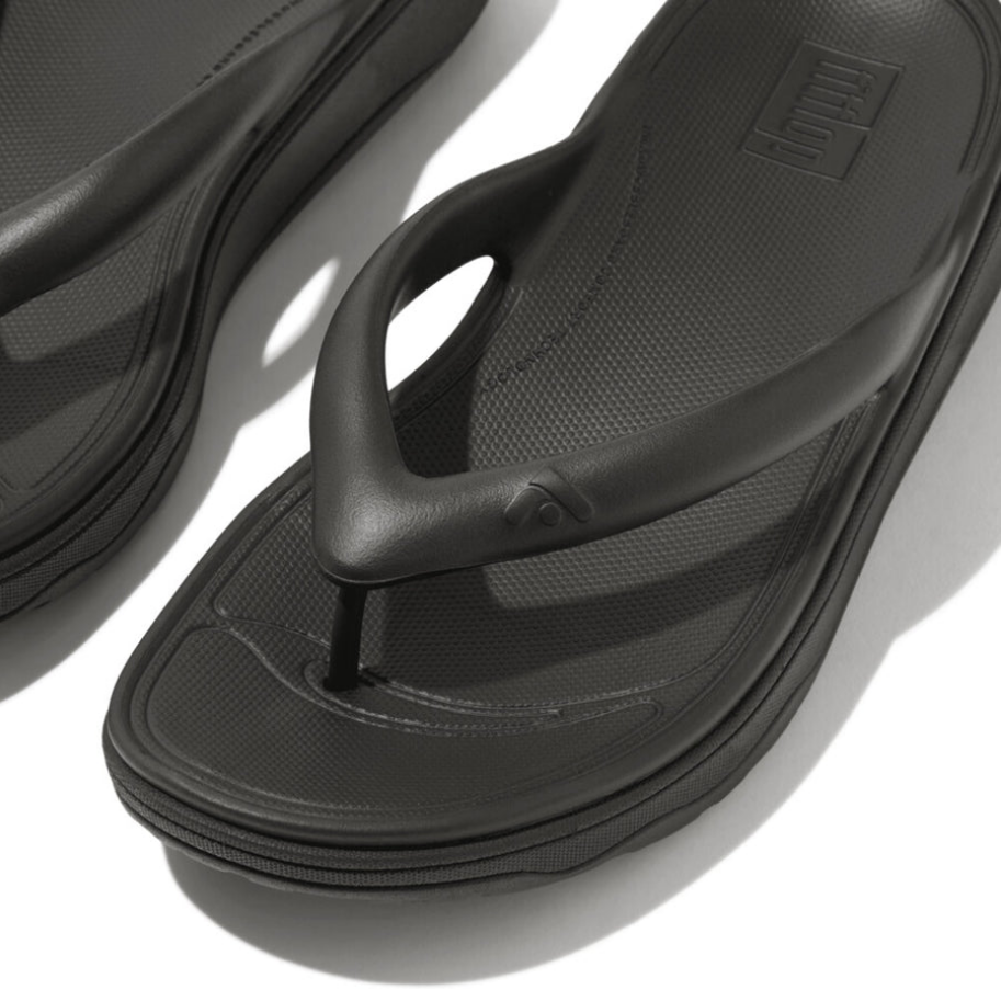 Fitflop Black Relieff Recovery Sandal – front view