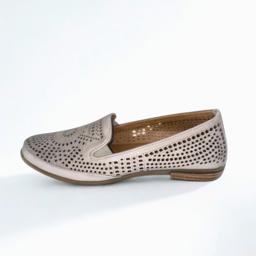 Gia silver grey leather CUT OUT loafer