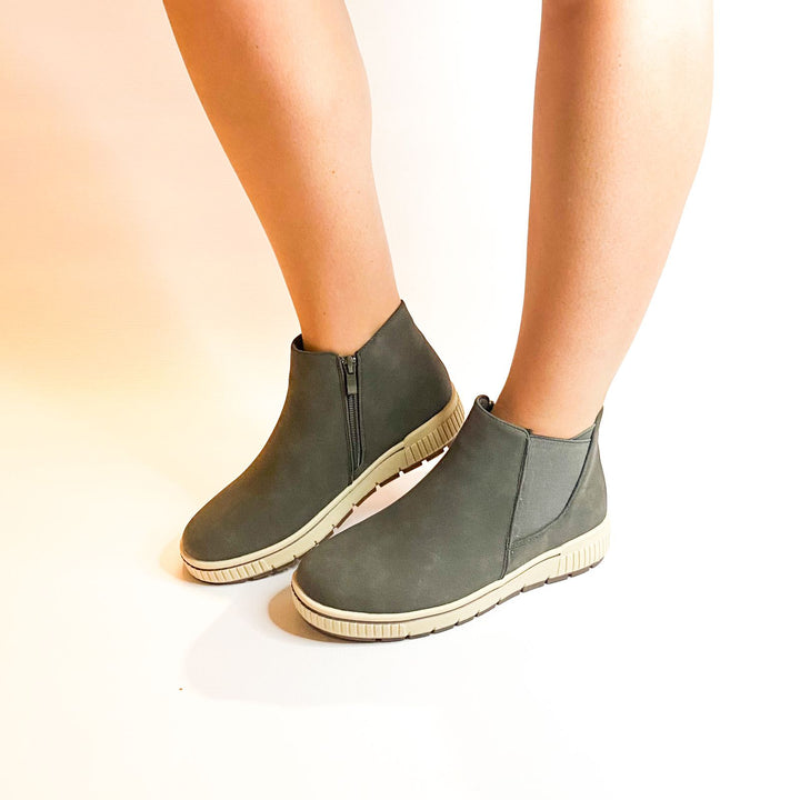 soft wide shoes for swollen feet