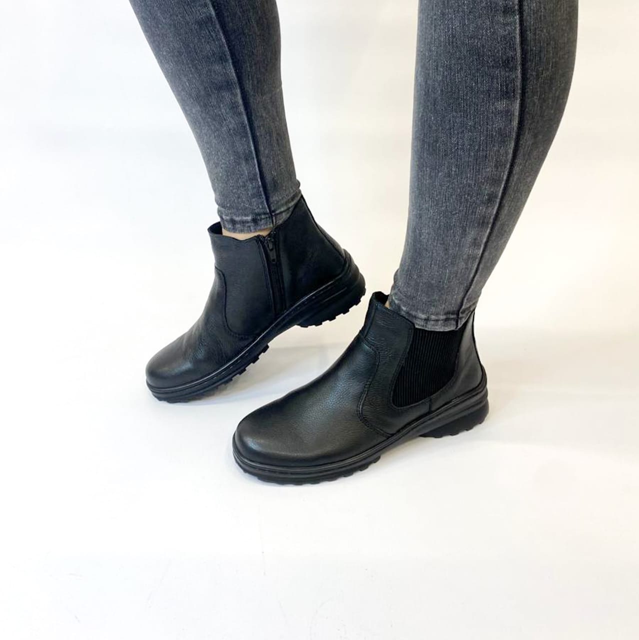 Hush Puppies Leilani black leather boot