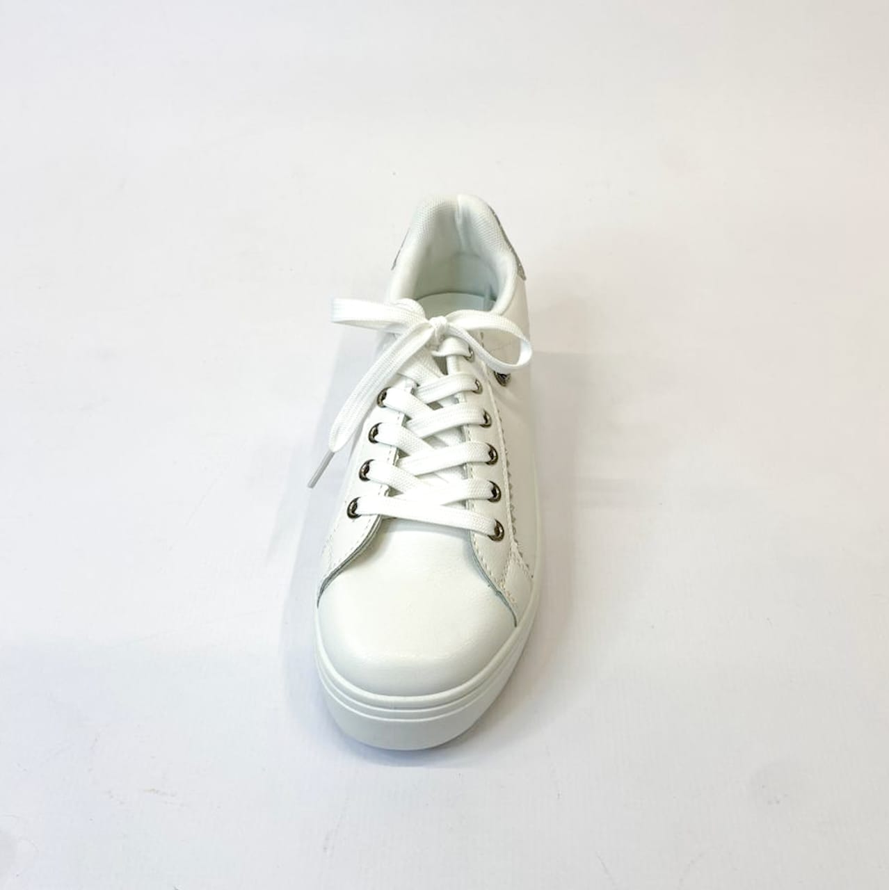 KG white/silver platform sneaker