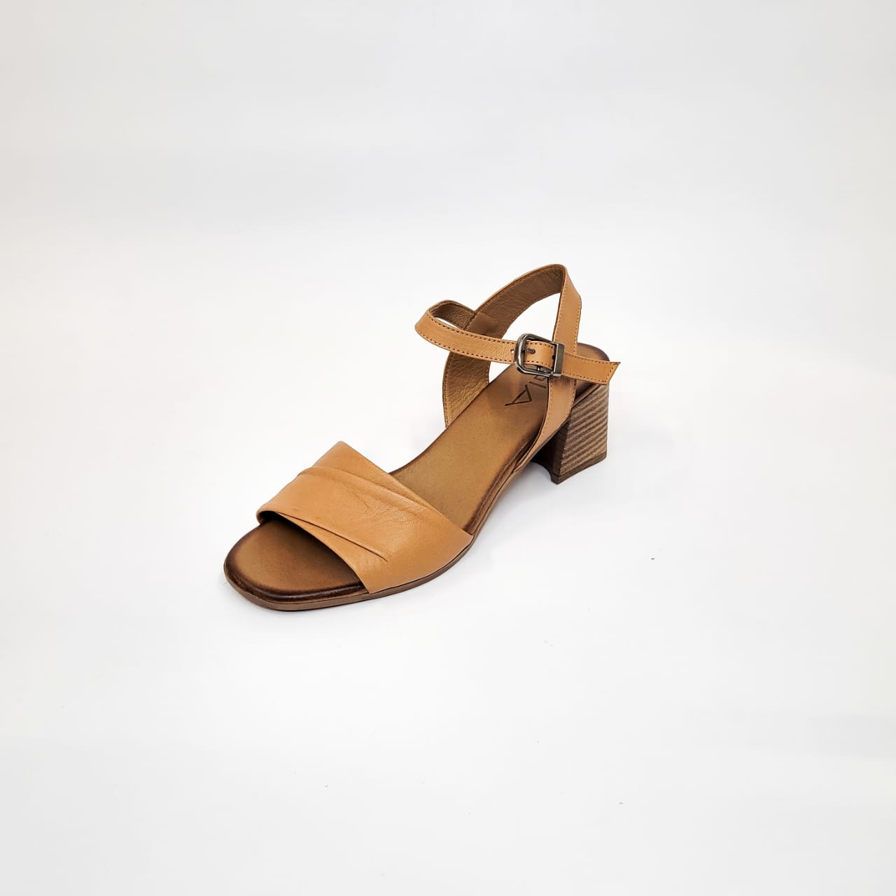 Gia tan leather block heel sandal