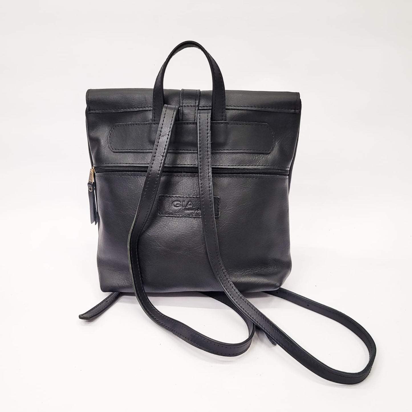 Gia black Texas leather napsack